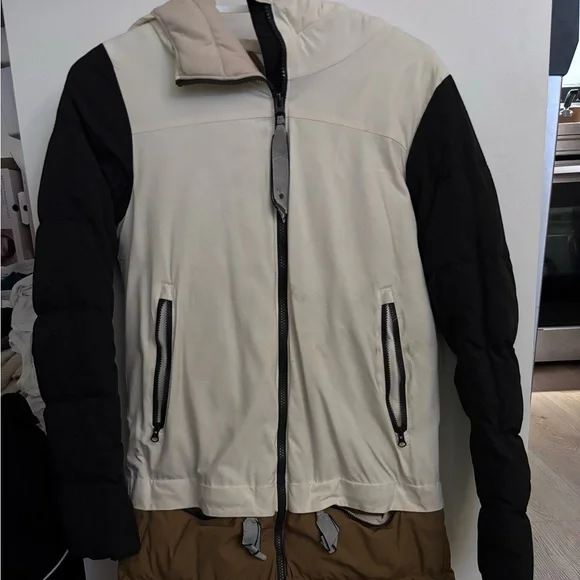 Lululemon Jacket - Picture 1 of 1